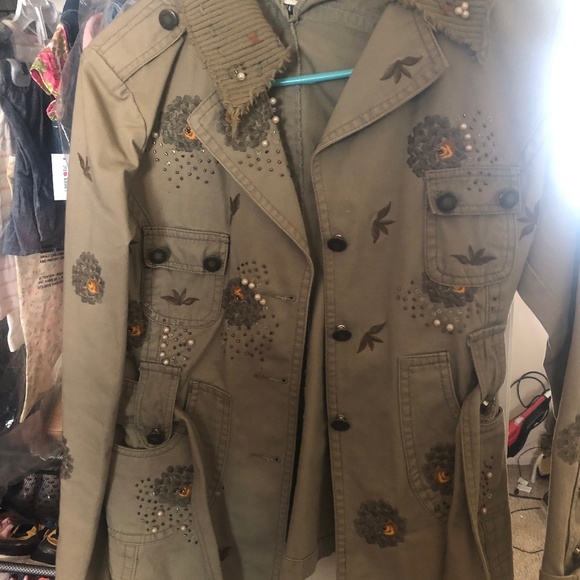 Sugarlips Jackets & Blazers - Sugar Lips Embroidered Belted Jacket Sz S